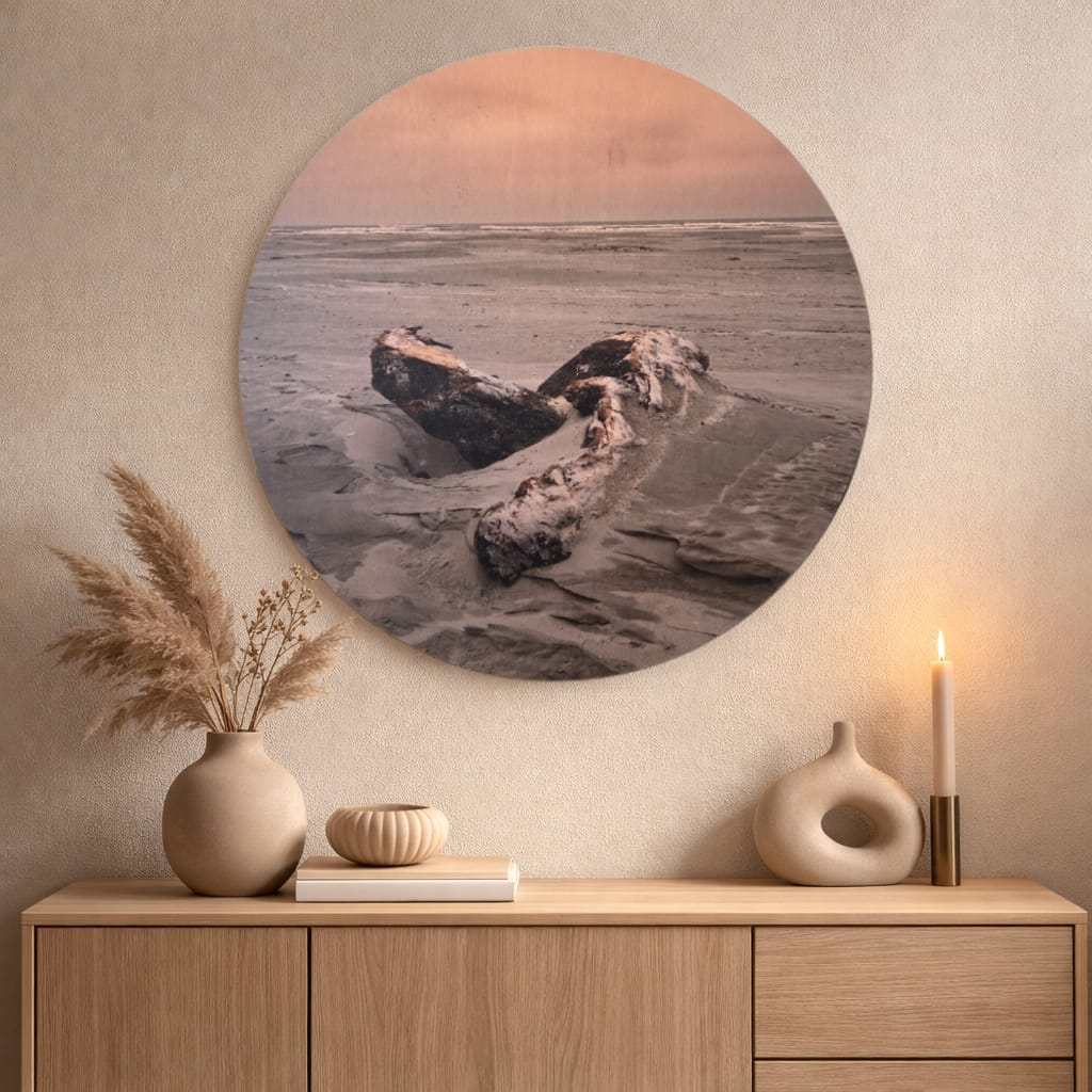 Houten muurcirkel Gestrand hout – Getekend door tijd met verweerd hout op het stran